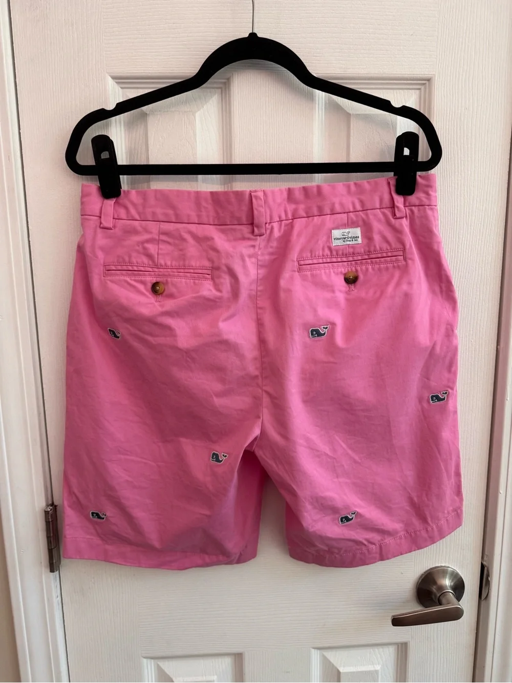 VINEYARD VINES Pink Whale Breaker Shorts Mens Size 33